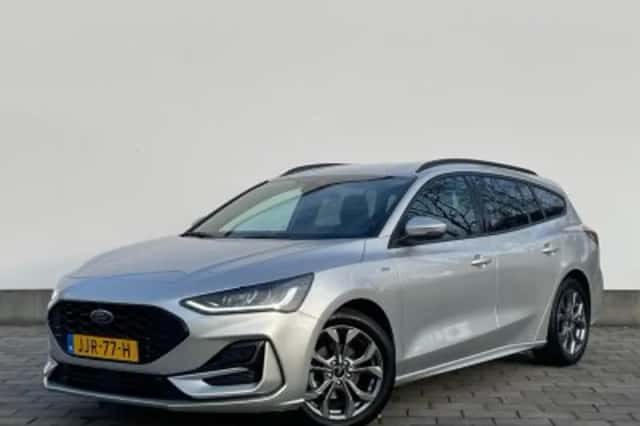Ford Focus (2023) thumbnail 1