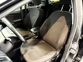 Ford Focus (2016) thumbnail 22