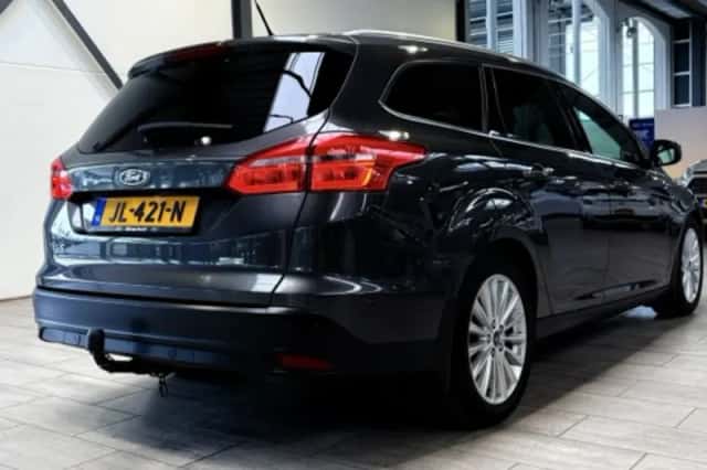 Ford Focus (2016) thumbnail 5