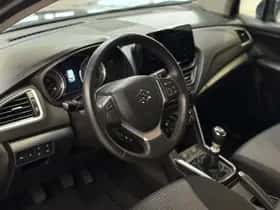 Suzuki S-Cross thumbnail 10