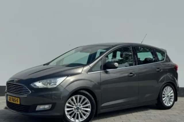Ford C-Max (2016) thumbnail 1