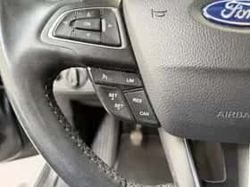 Ford C-Max (2016) thumbnail 8