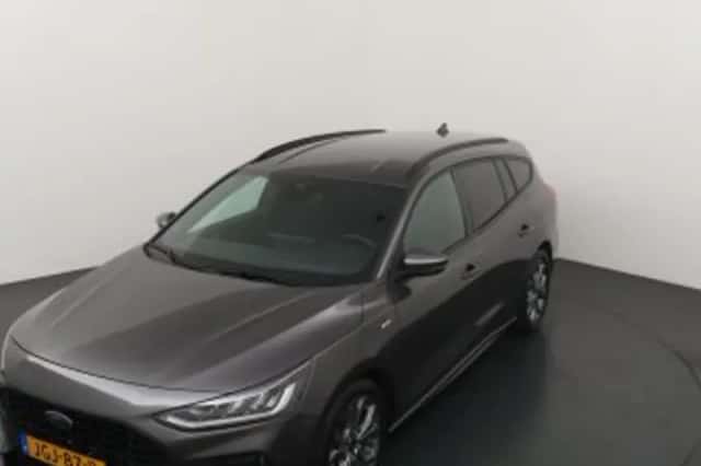 Ford Focus (2023) thumbnail 2