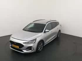 Ford Focus (2023) thumbnail 3