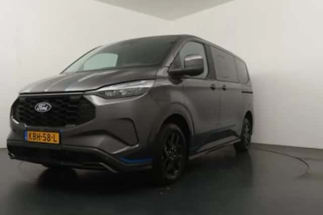 Ford Tourneo Custom (2025) thumbnail 1
