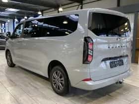 Ford Tourneo Custom (2025) thumbnail 4