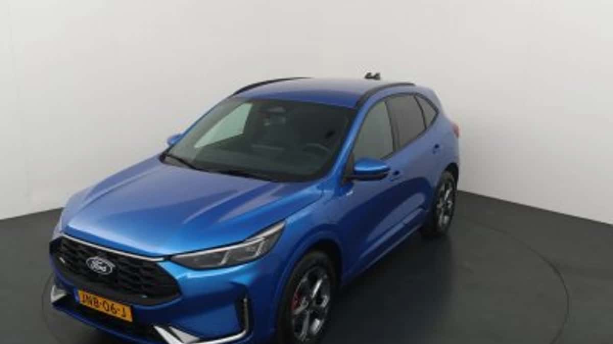 Ford Kuga (2024) — foto 1