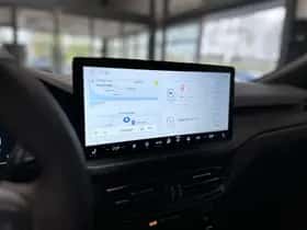 Ford Kuga thumbnail 12