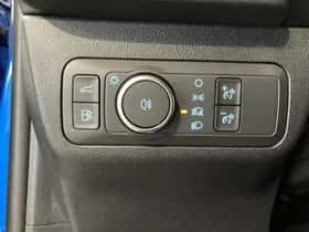Ford Kuga (2025) thumbnail 21