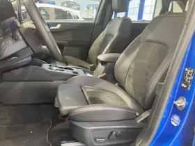 Ford Kuga (2025) thumbnail 6