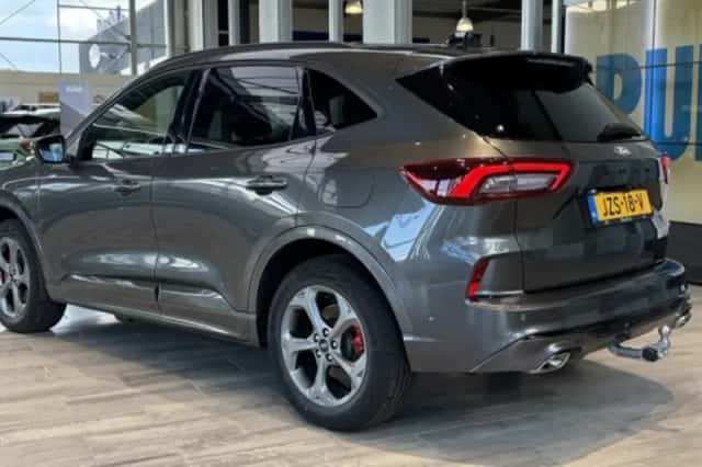 Ford Kuga (2025) thumbnail 3