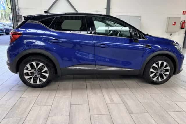 Renault Captur (2021) thumbnail 6