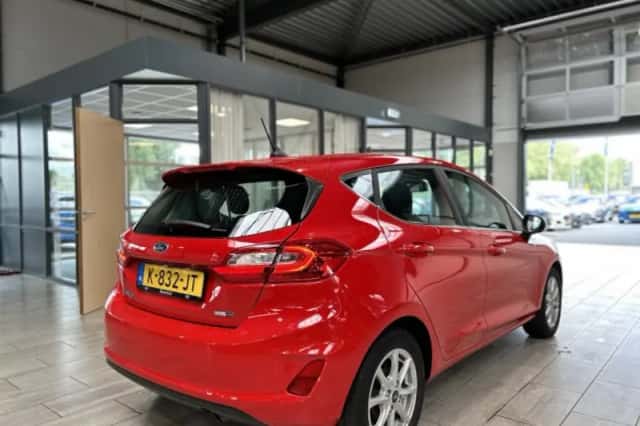 Ford Fiesta (2021) thumbnail 4