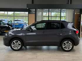 Volkswagen T-Cross thumbnail 2
