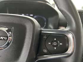 Volvo XC40 (2023) thumbnail 13