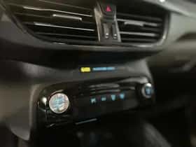 Ford Kuga (2025) thumbnail 12