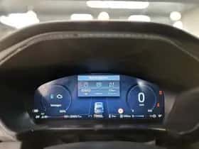 Ford Kuga (2025) thumbnail 8