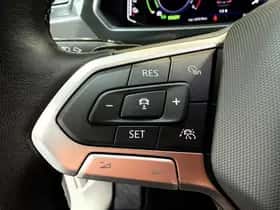 Volkswagen Tiguan (2023) thumbnail 14