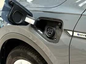 Volkswagen Tiguan (2023) thumbnail 22