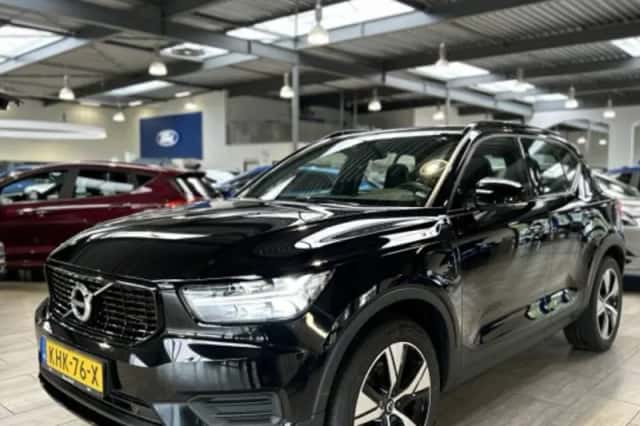 Volvo XC40 (2022) thumbnail 1