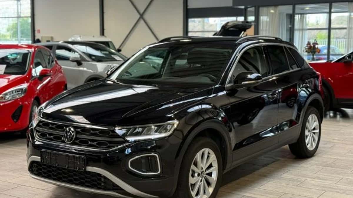 Volkswagen T-Roc (2025) — foto 1