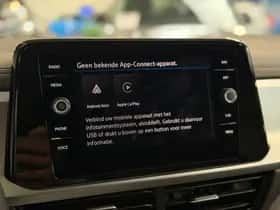 Volkswagen T-Roc (2025) thumbnail 16