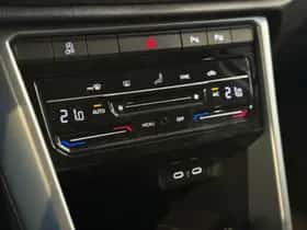 Volkswagen T-Roc (2025) thumbnail 17
