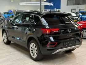 Volkswagen T-Roc (2025) thumbnail 3