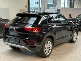Volkswagen T-Roc (2025) thumbnail 5
