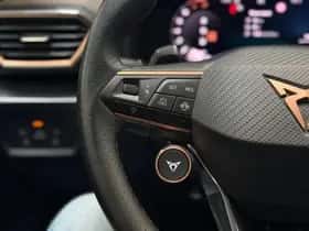 CUPRA Leon (2025) thumbnail 11