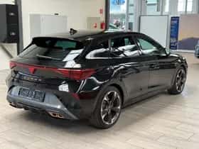 CUPRA Leon (2025) thumbnail 5