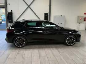 CUPRA Leon (2025) thumbnail 6