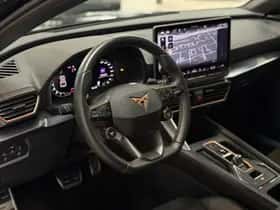 CUPRA Leon (2025) thumbnail 10