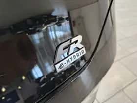 SEAT Leon (2025) thumbnail 6
