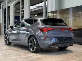 CUPRA Leon (2025) thumbnail 3