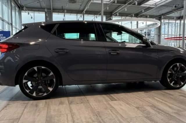 CUPRA Leon (2025) thumbnail 6