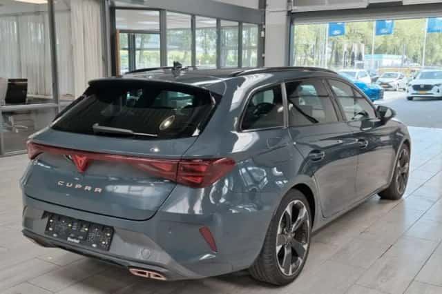 CUPRA Leon Sportstourer (2025) thumbnail 5
