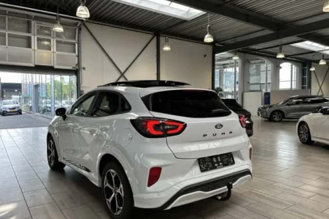 Ford Puma (2025) thumbnail 2