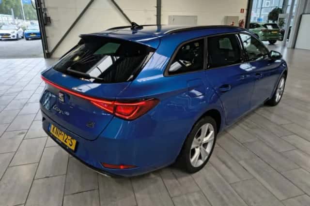 SEAT Leon (2025) thumbnail 3