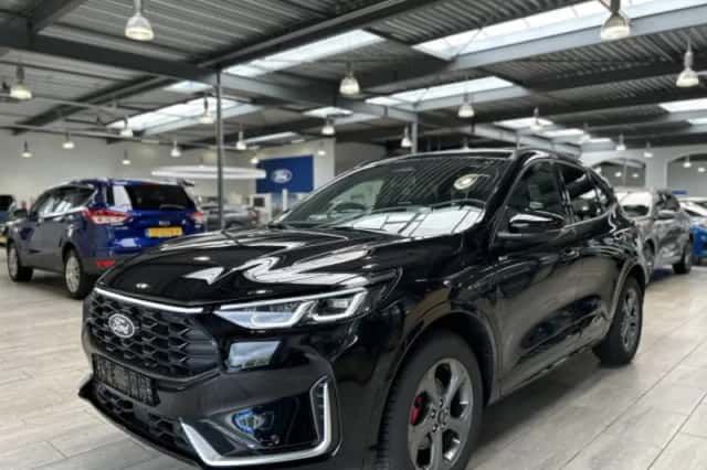 Ford Kuga (2025) thumbnail 1