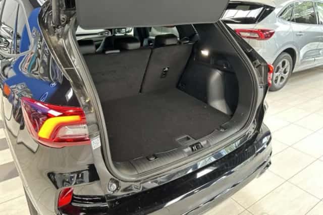 Ford Kuga (2025) thumbnail 3