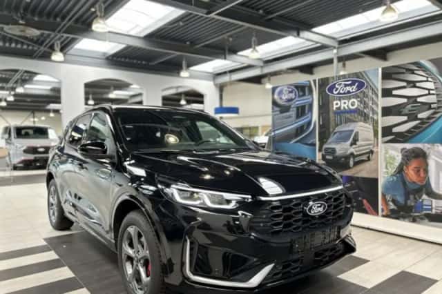 Ford Kuga (2025) thumbnail 5