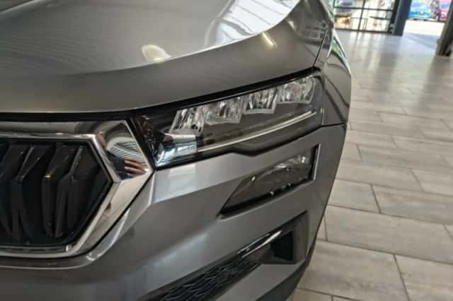 Škoda Karoq (2023) thumbnail 6