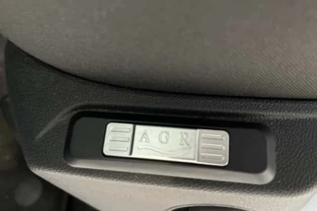 Ford Tourneo Connect (2025) thumbnail 4