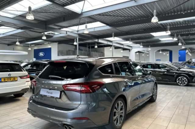 Ford Focus (2025) thumbnail 6
