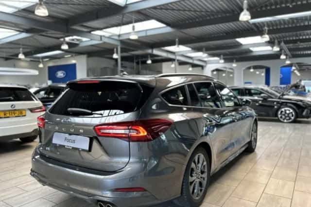 Ford Focus (2025) thumbnail 6