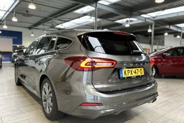 Ford Focus (2025) thumbnail 2