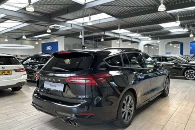 Ford Focus (2025) thumbnail 6