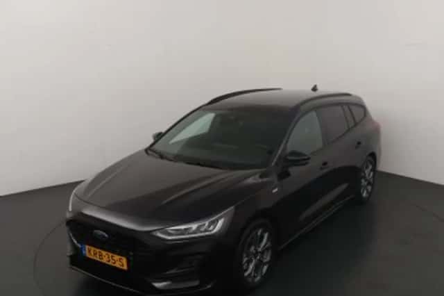 Ford Focus (2025) thumbnail 1