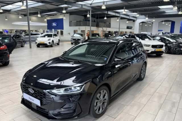 Ford Focus (2025) thumbnail 1